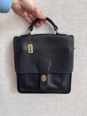 Vintage Coach Station Leather Bag